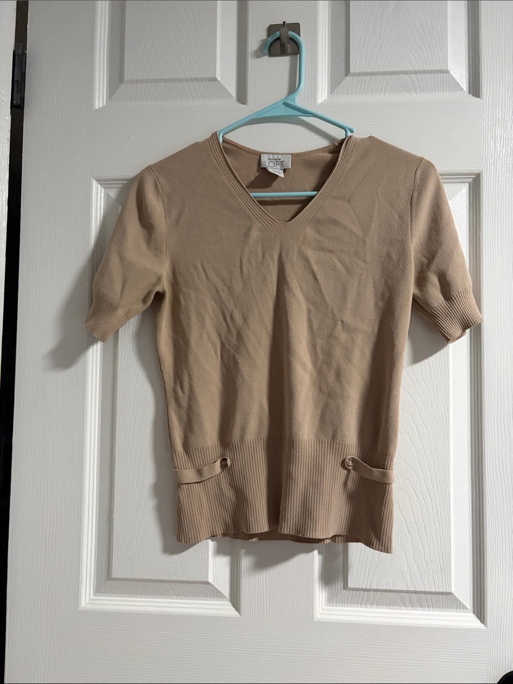 LOFT Taupe Short Sleeve V-Neck Knit Top